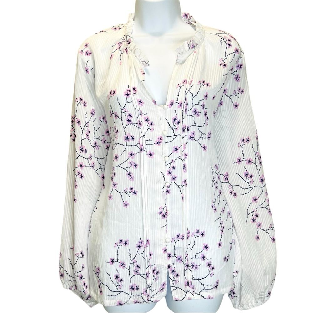 Laura Ashley Women’s Size 1X Floral Blouse with Pink and White Design Tops